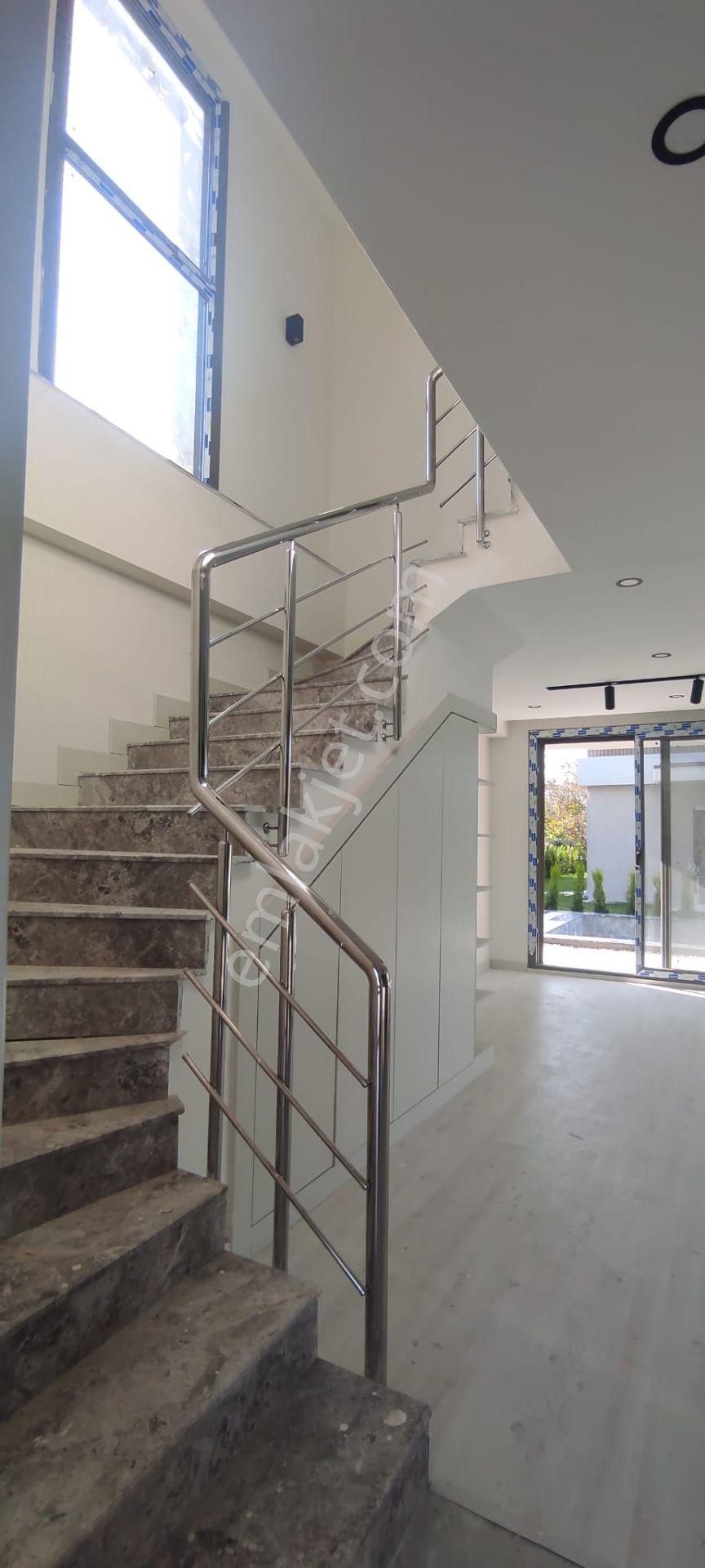 Güzelçamlıda 3+1 Konsept Sitede Satılık Villalar - Görsel 14