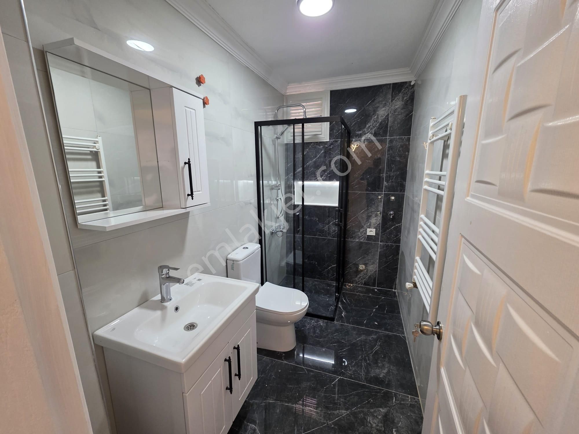 Irmaksudan Pazar Pazarı İçinde Denize 500m Geniş Balkon 2+1 Daire - Görsel 9
