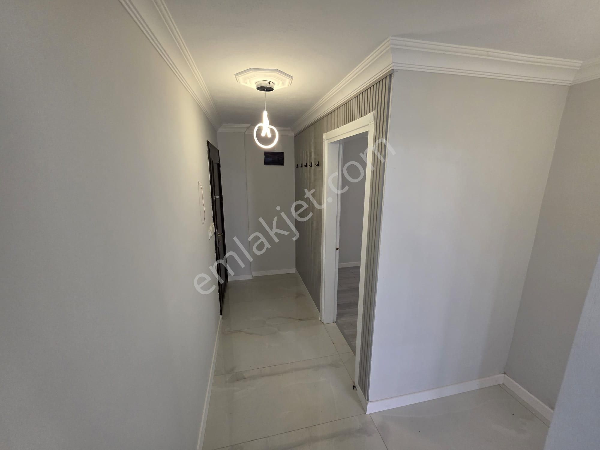 Irmaksudan Pazar Pazarı İçinde Denize 500m Geniş Balkon 2+1 Daire - Görsel 8