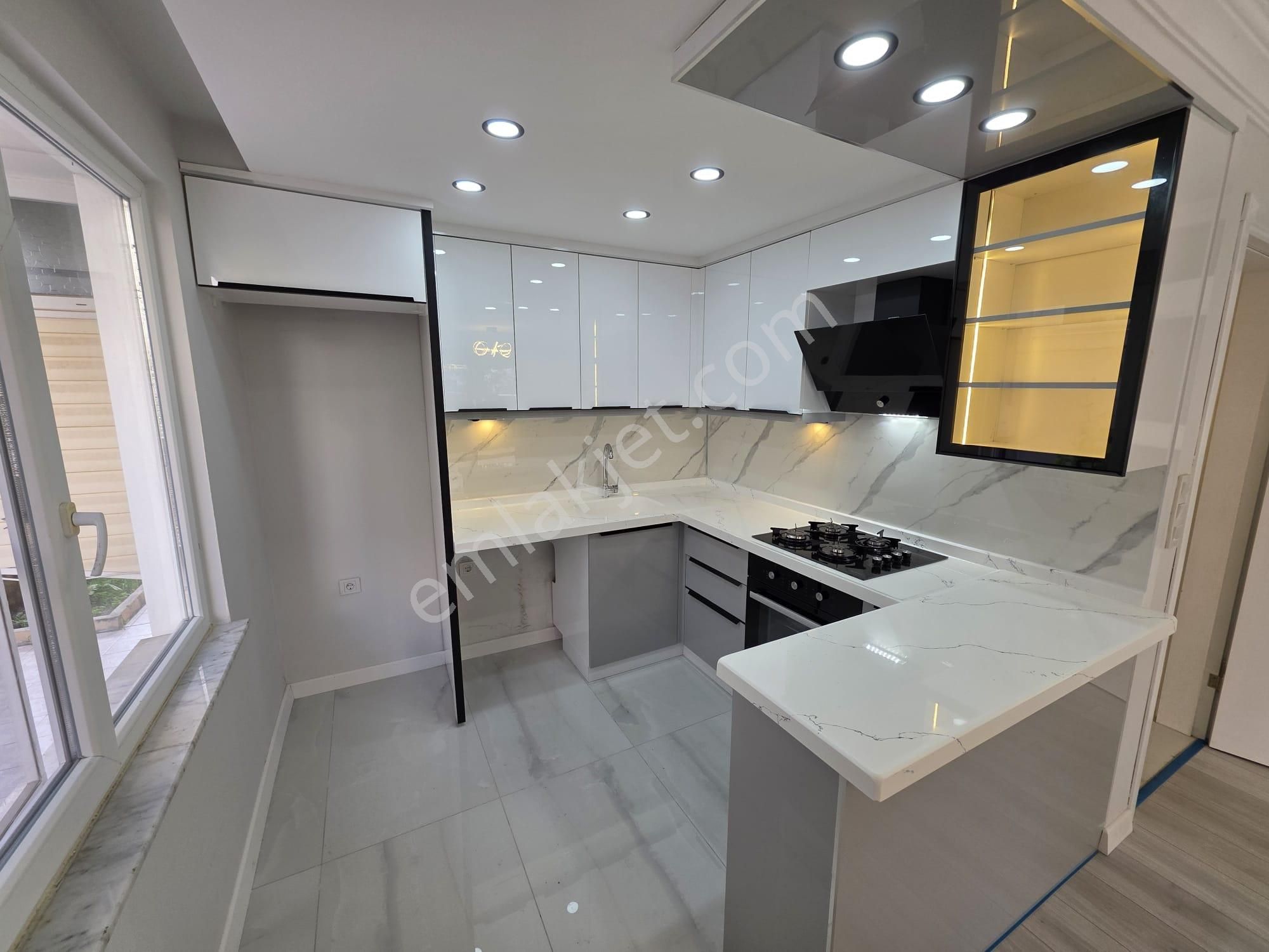 Irmaksudan Pazar Pazarı İçinde Denize 500m Geniş Balkon 2+1 Daire - Görsel 16