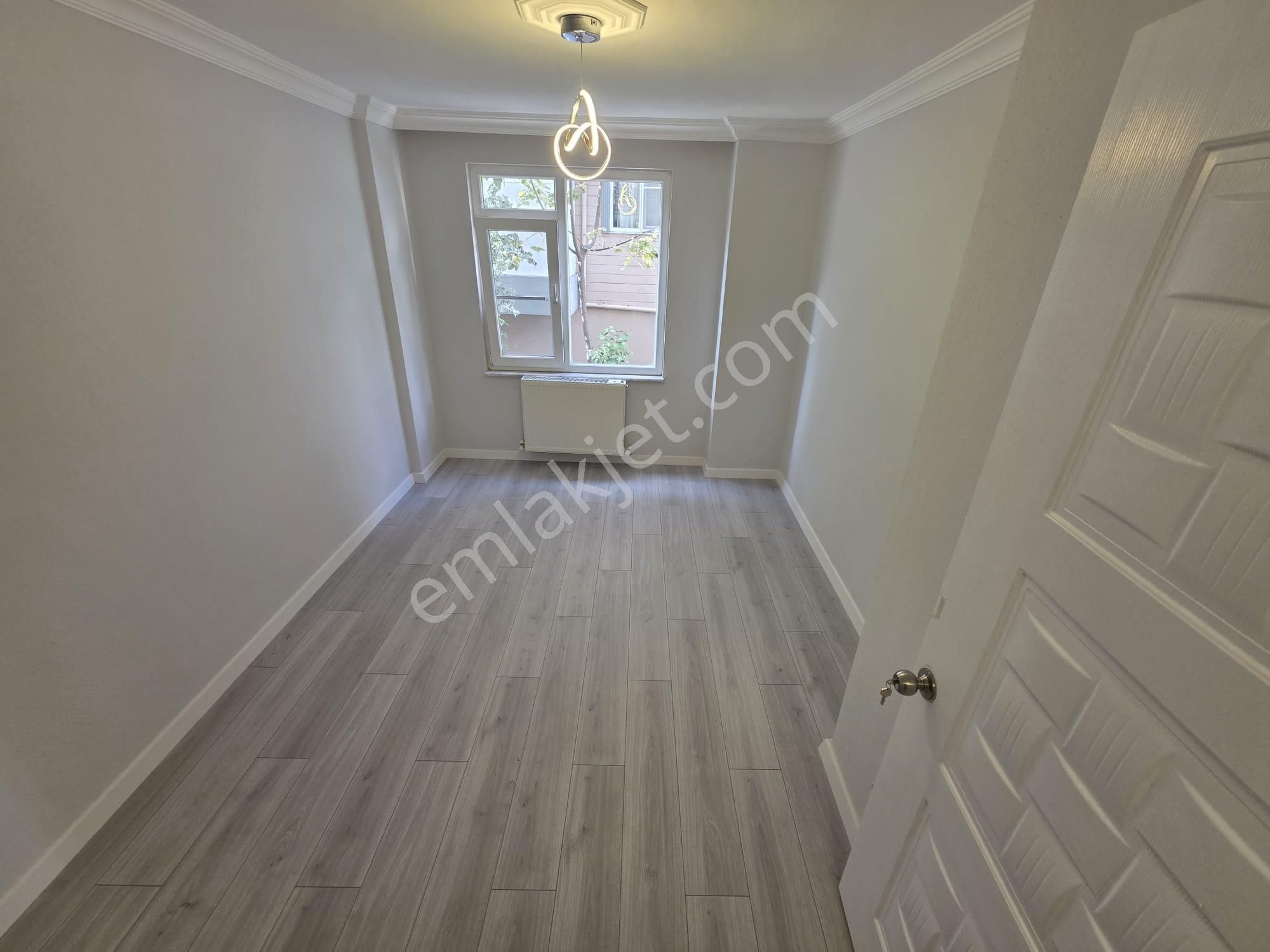 Irmaksudan Pazar Pazarı İçinde Denize 500m Geniş Balkon 2+1 Daire - Görsel 24