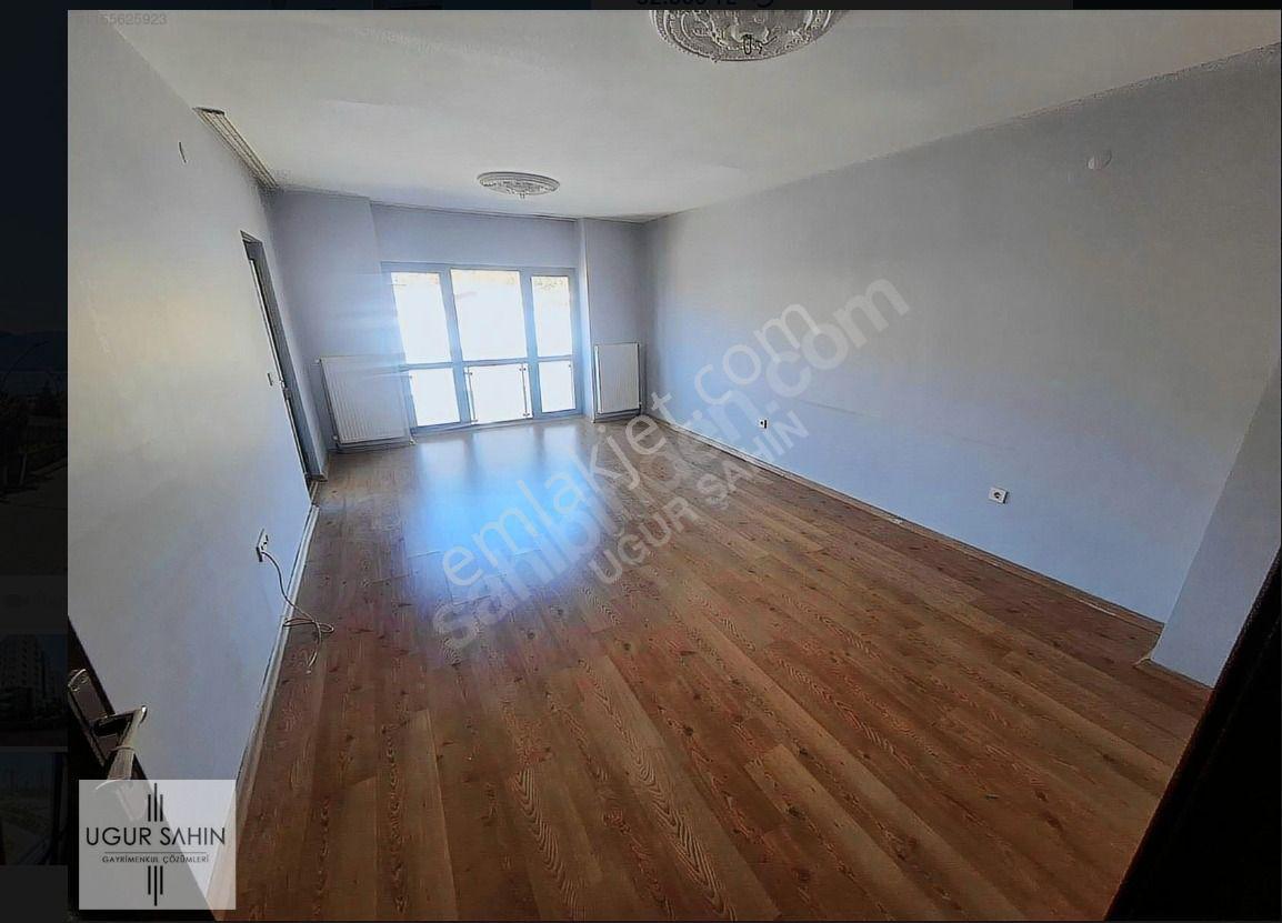 Uğur Şahin'den Akçakent 2 De Arakat Kiralık Daire - Görsel 8