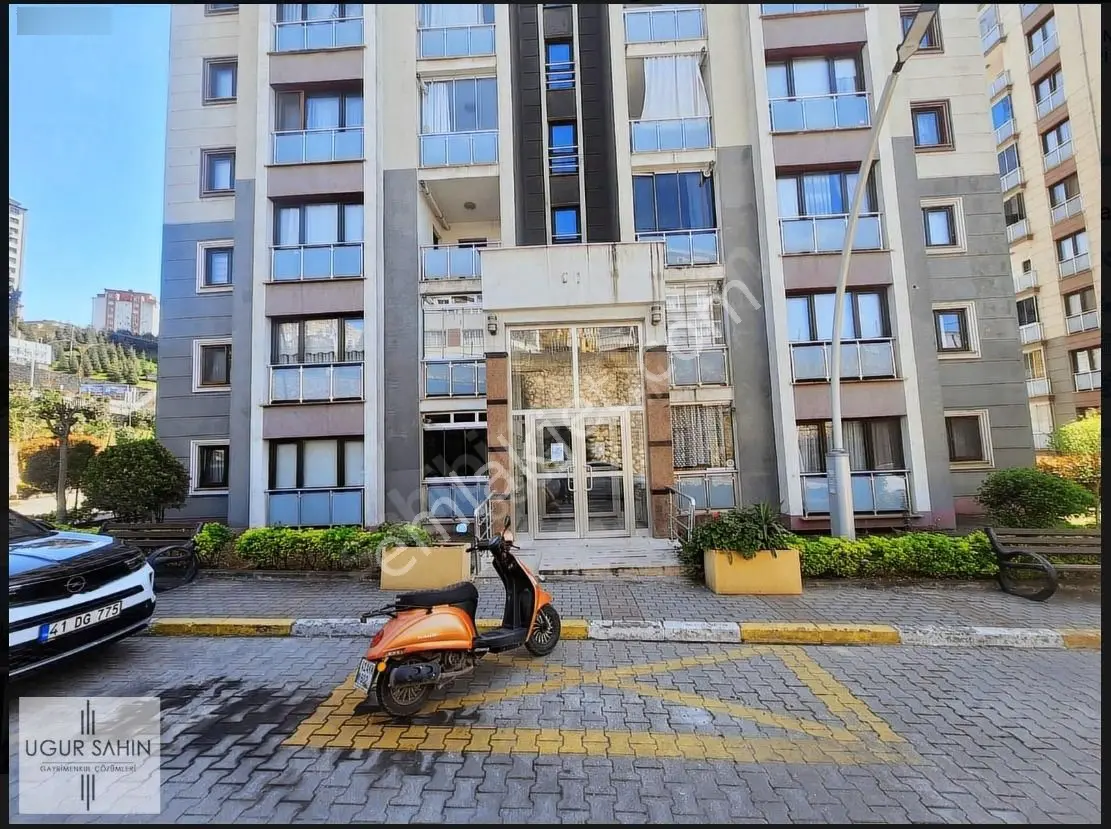 Uğur Şahin'den Akçakent 2 De Arakat Kiralık Daire - Görsel 2