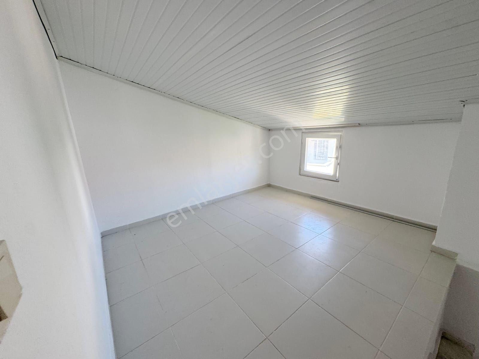 Kuşadası Avm Bölgesi Satılık 3+1 Yazlik - Görsel 16