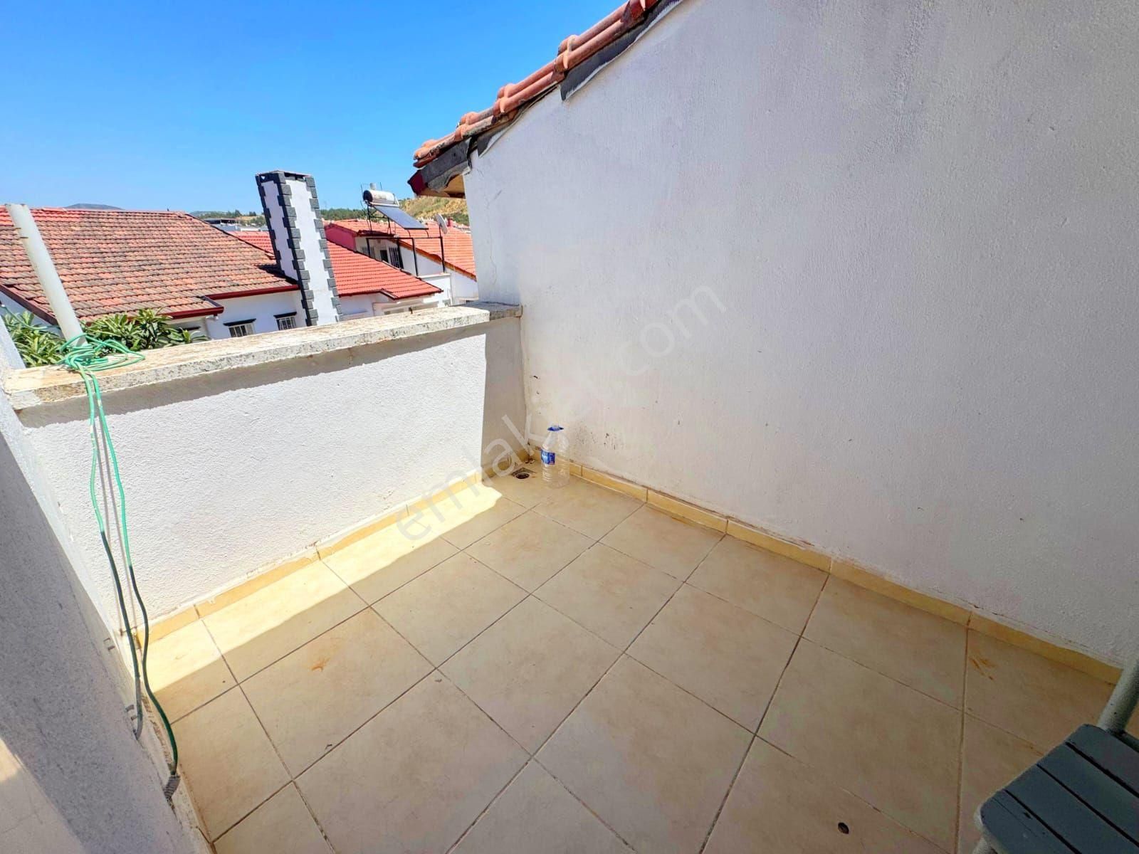 Kuşadası Avm Bölgesi Satılık 3+1 Yazlik - Görsel 11