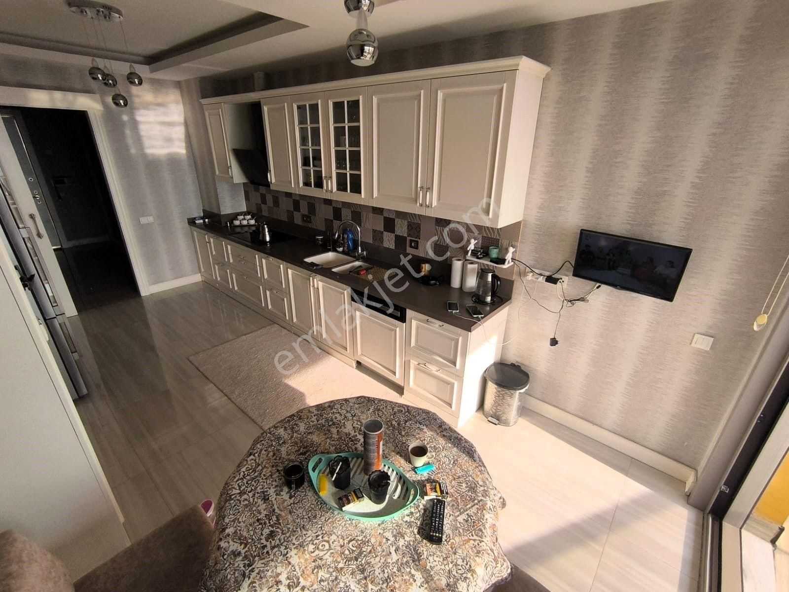 Örnek Emlak'tan En Prestijli Site De Manzaralı 3+1 Daire - Görsel 2