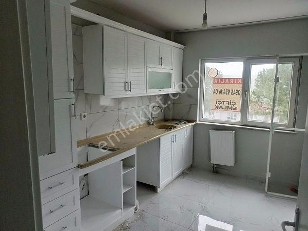 Çiftçi Emlak'tan Karaman 1402 Ada 3.kat 6'lı Blokta İçi Yapılı Kiralık - Görsel 3