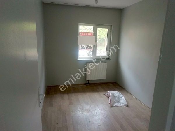 Çiftçi Emlak'tan Karaman 1402 Ada 3.kat 6'lı Blokta İçi Yapılı Kiralık - Görsel 12