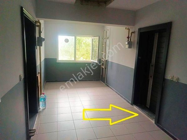 Çiftçi Emlak'tan Karaman 1402 Ada 3.kat 6'lı Blokta İçi Yapılı Kiralık - Görsel 24