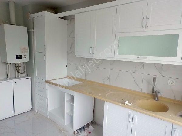 Çiftçi Emlak'tan Karaman 1402 Ada 3.kat 6'lı Blokta İçi Yapılı Kiralık - Görsel 4