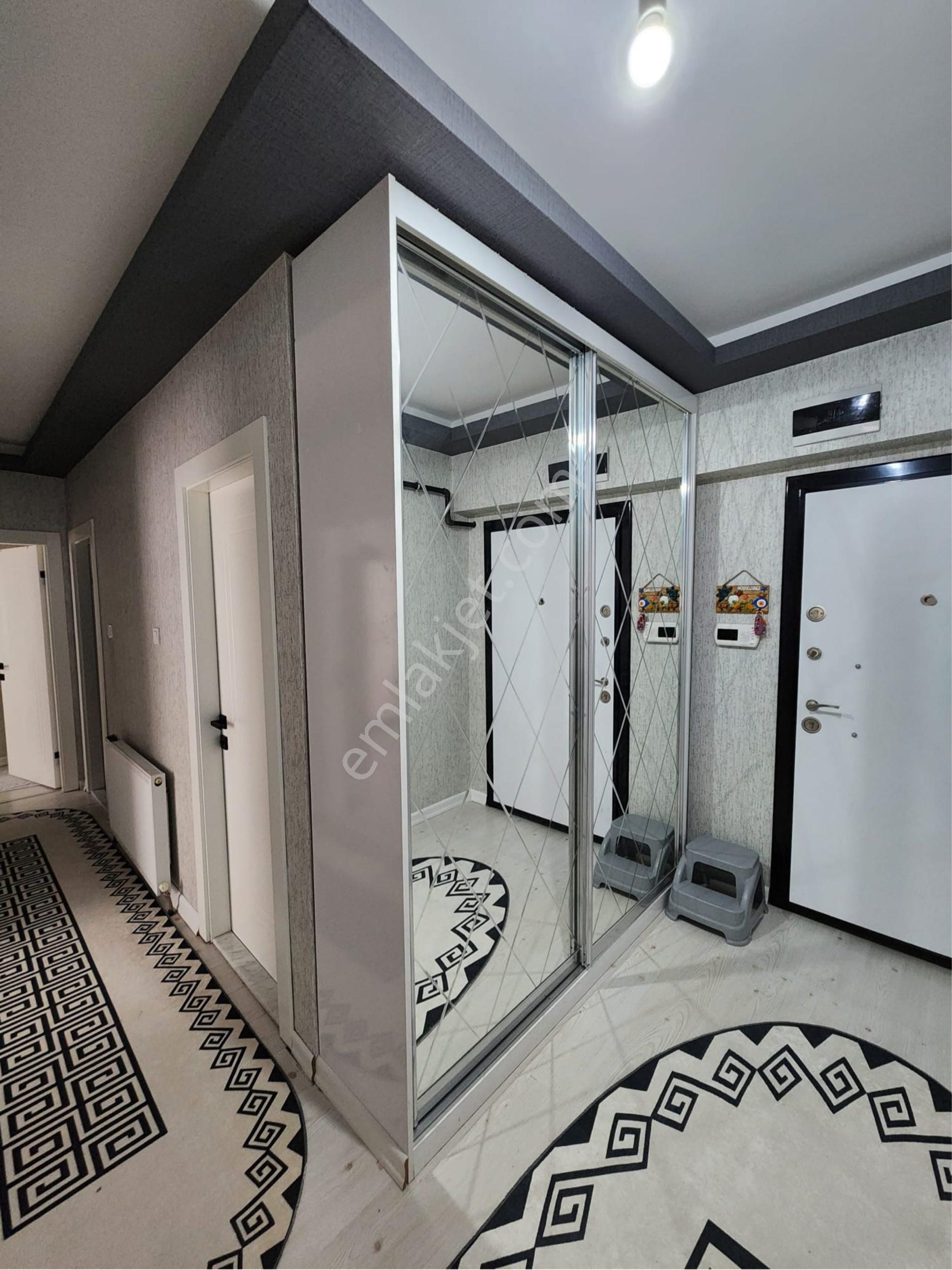 Altındağ Feridunçelik 3+1 Ara 3 Katta Yapılı Asansörlü Manzaralı Okula Caddeye Yakın Daire - Görsel 3