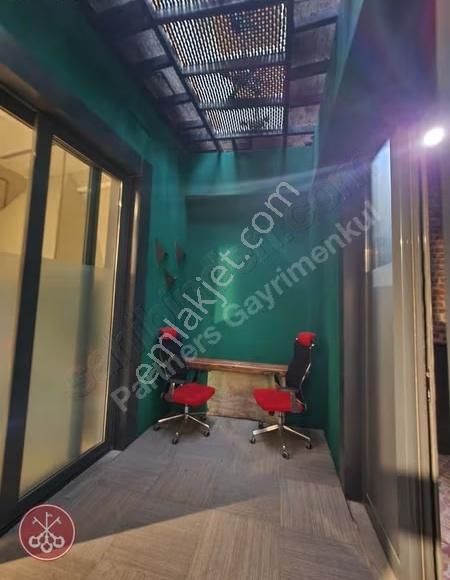 İstiklal Caddesi'ne Cepheli Yüksek Tavanlı 900 M2 Ofis - Görsel 37