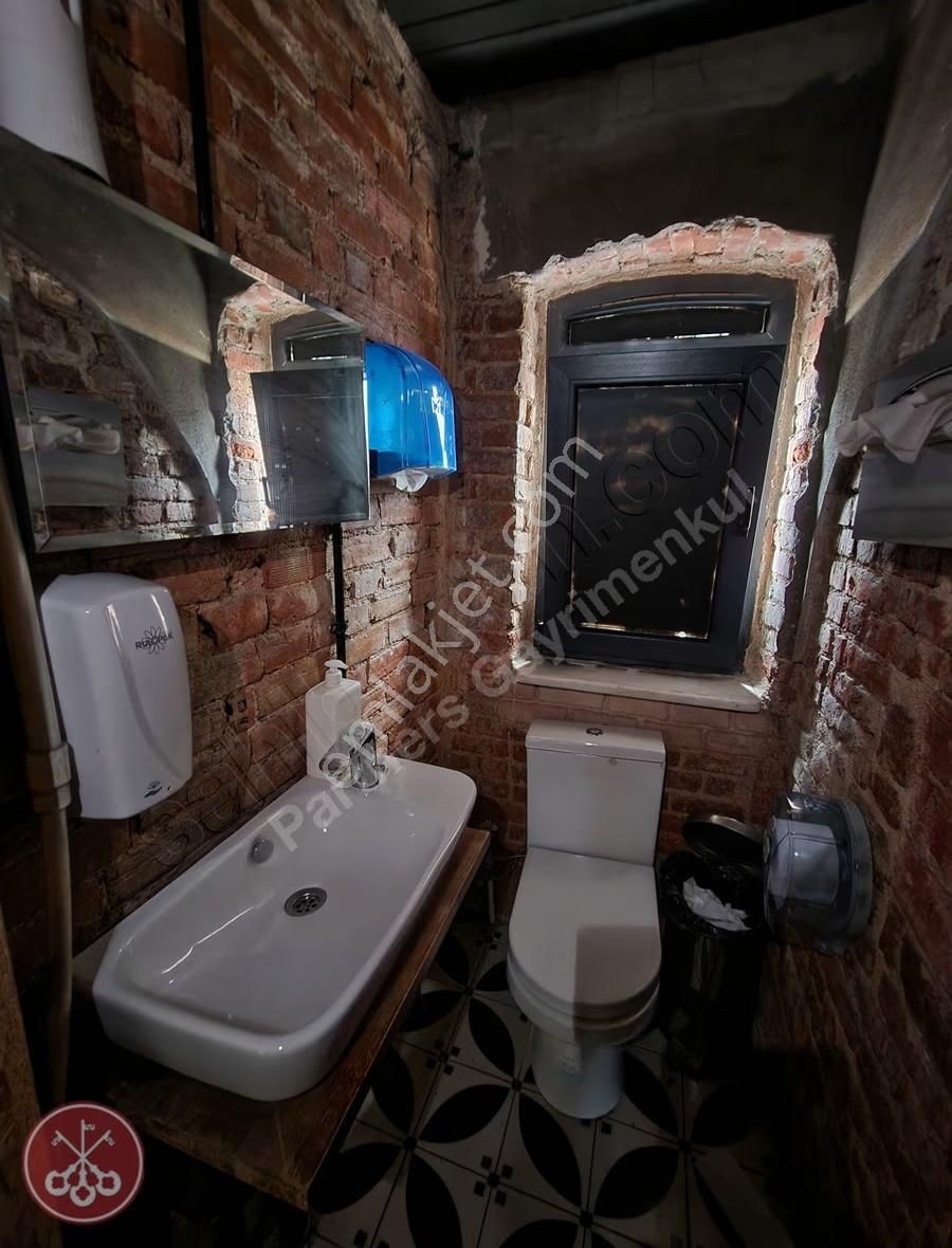 İstiklal Caddesi'ne Cepheli Yüksek Tavanlı 900 M2 Ofis - Görsel 44