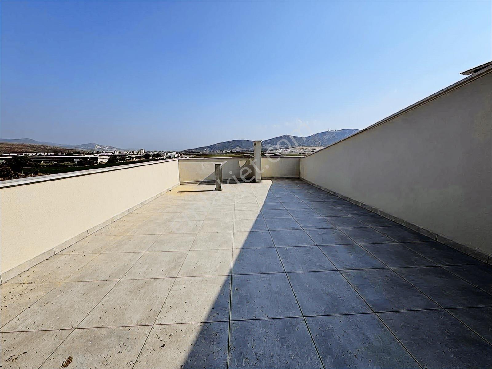 Hürriyet Mah. Özel Otoparklı 250 M2 5+1 Dublex Daire - Görsel 35