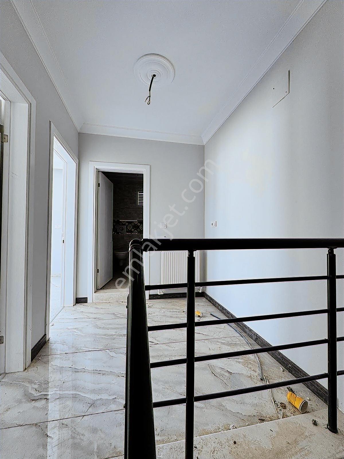 Hürriyet Mah. Özel Otoparklı 250 M2 5+1 Dublex Daire - Görsel 8
