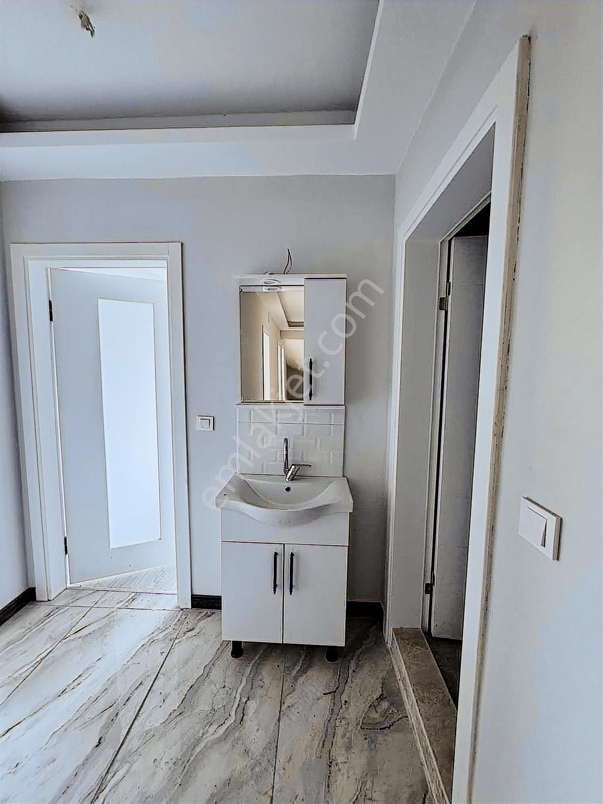 Hürriyet Mah. Özel Otoparklı 250 M2 5+1 Dublex Daire - Görsel 13