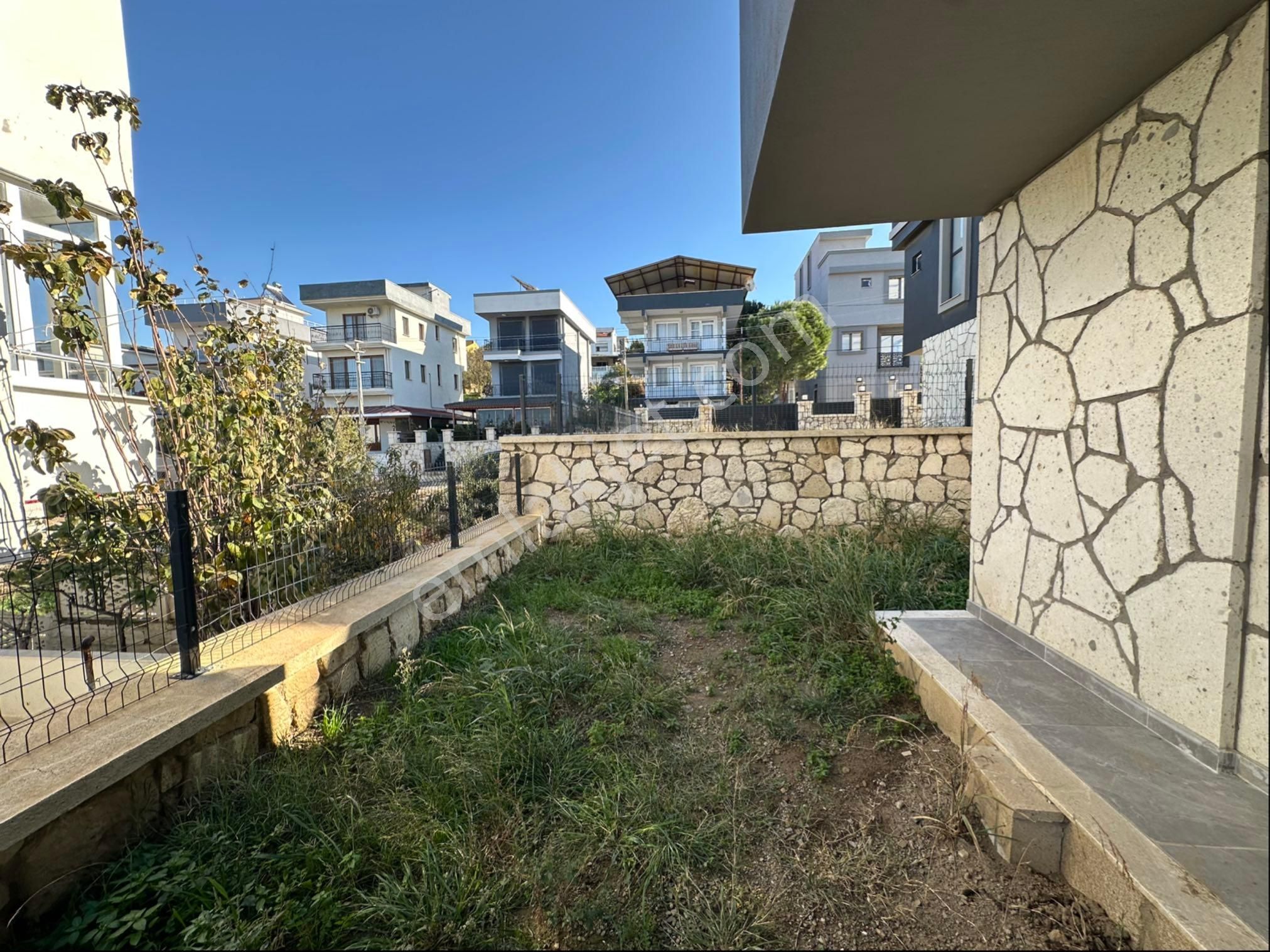 Seferihisar Akarca’da Satılık 3+1 Ultra Lüks Villa Deniz Tarafında - Görsel 4