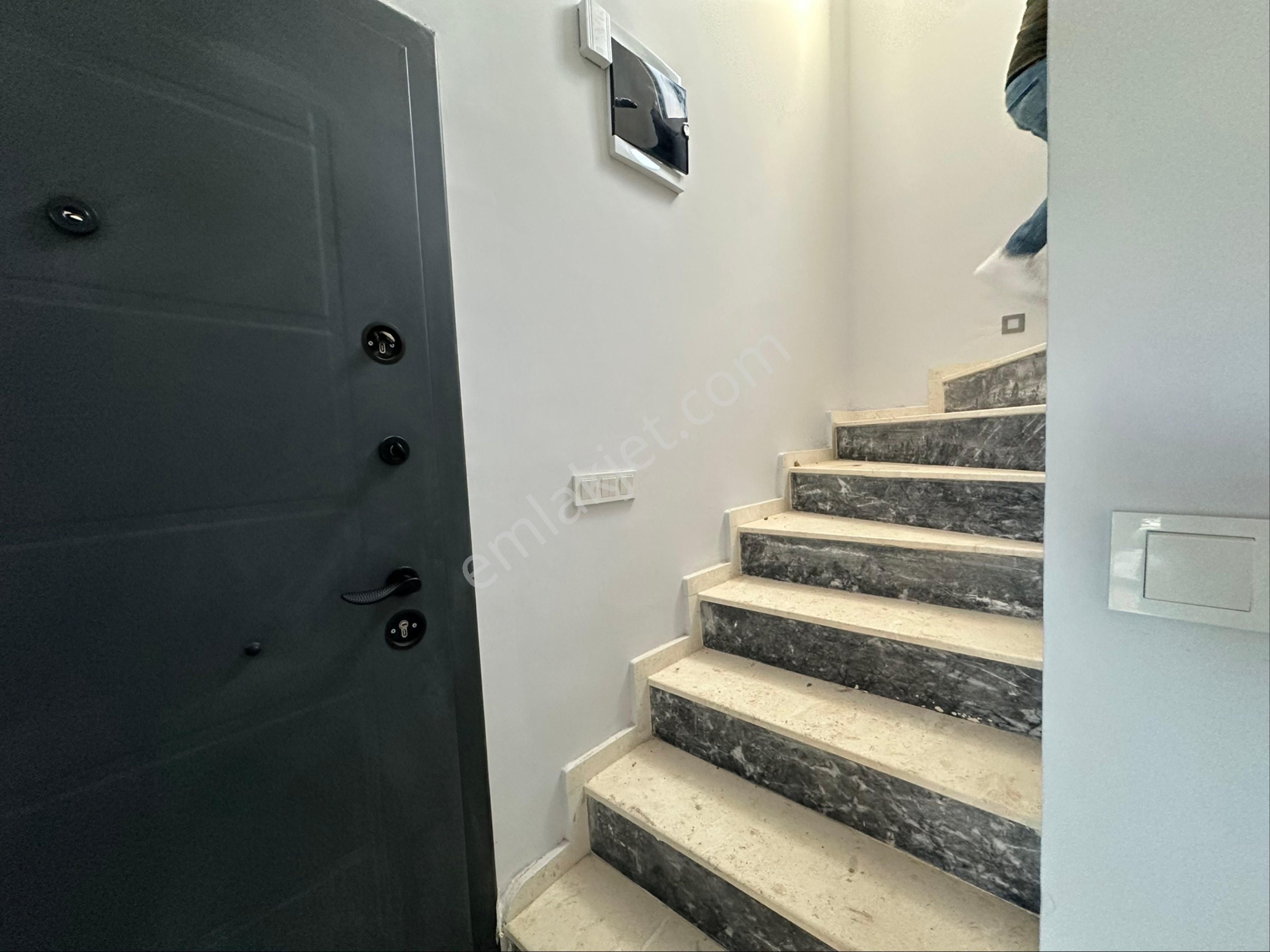 Seferihisar Akarca’da Satılık 3+1 Ultra Lüks Villa Deniz Tarafında - Görsel 15