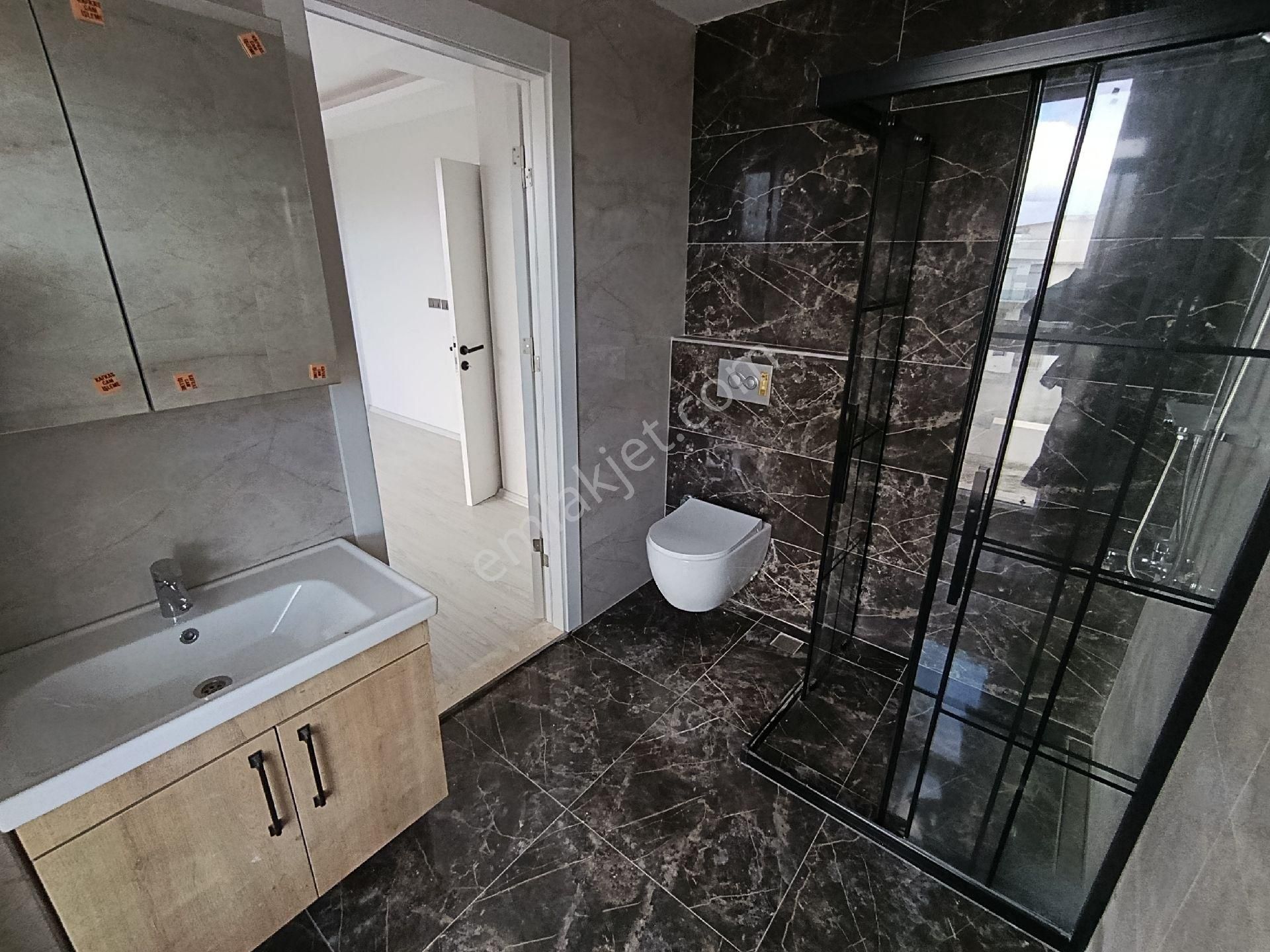 Kuşadasında Denize Yakın Butik Sitede Sıfır - Görsel 32