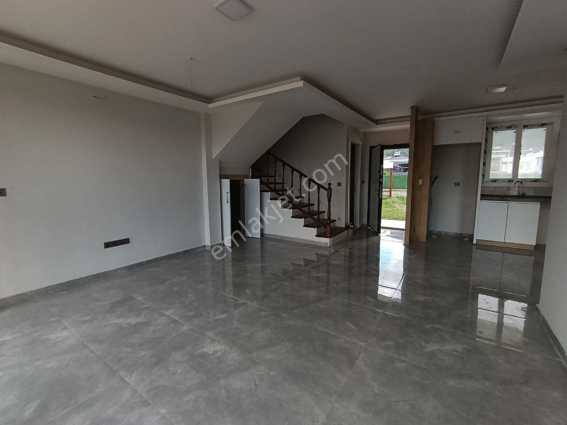 Kuşadasında Denize Yakın Butik Sitede Sıfır - Görsel 35