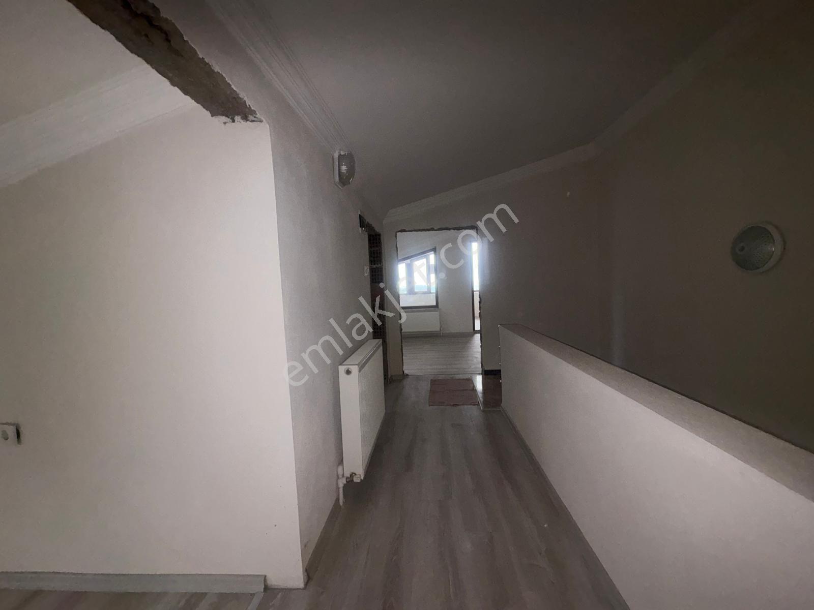 Satılık Triplex Villa 7+2 - Görsel 28