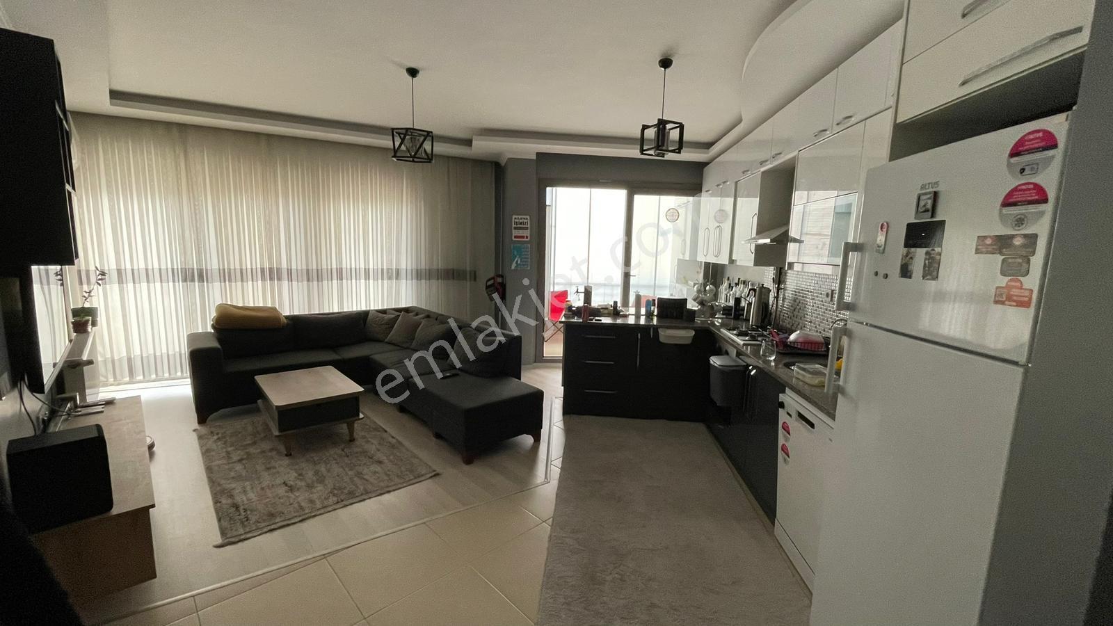 🏡cumhuriyet Mahallesi🏡 Site İçi ✅1+1 70m2 10 Katlının Zeminkatı Site İçi Full - Görsel 3
