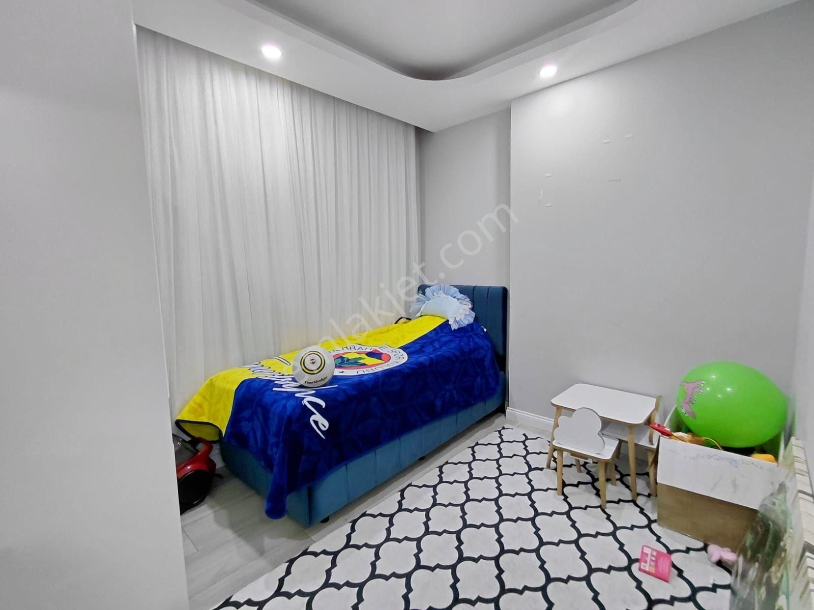 Artıdan Havuzlu Kapalı Otoparklı Yerden Isıtmalı 3+1 !!!!!!!!!!! - Görsel 16