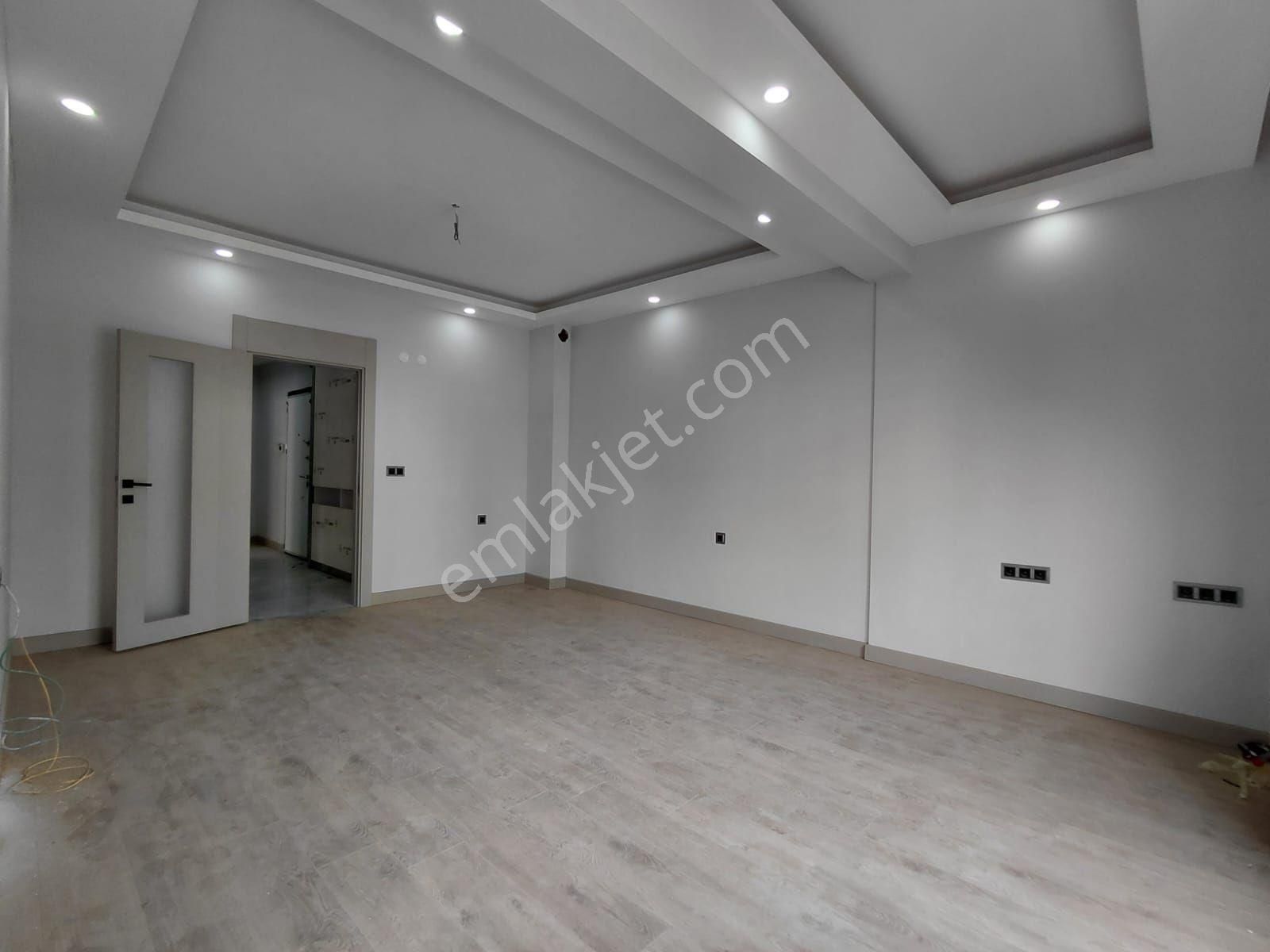 Sinanda Devasa 2+1 Ayrı Mutfaklı Denize 10dk Yürüme Mesafesi - Görsel 18