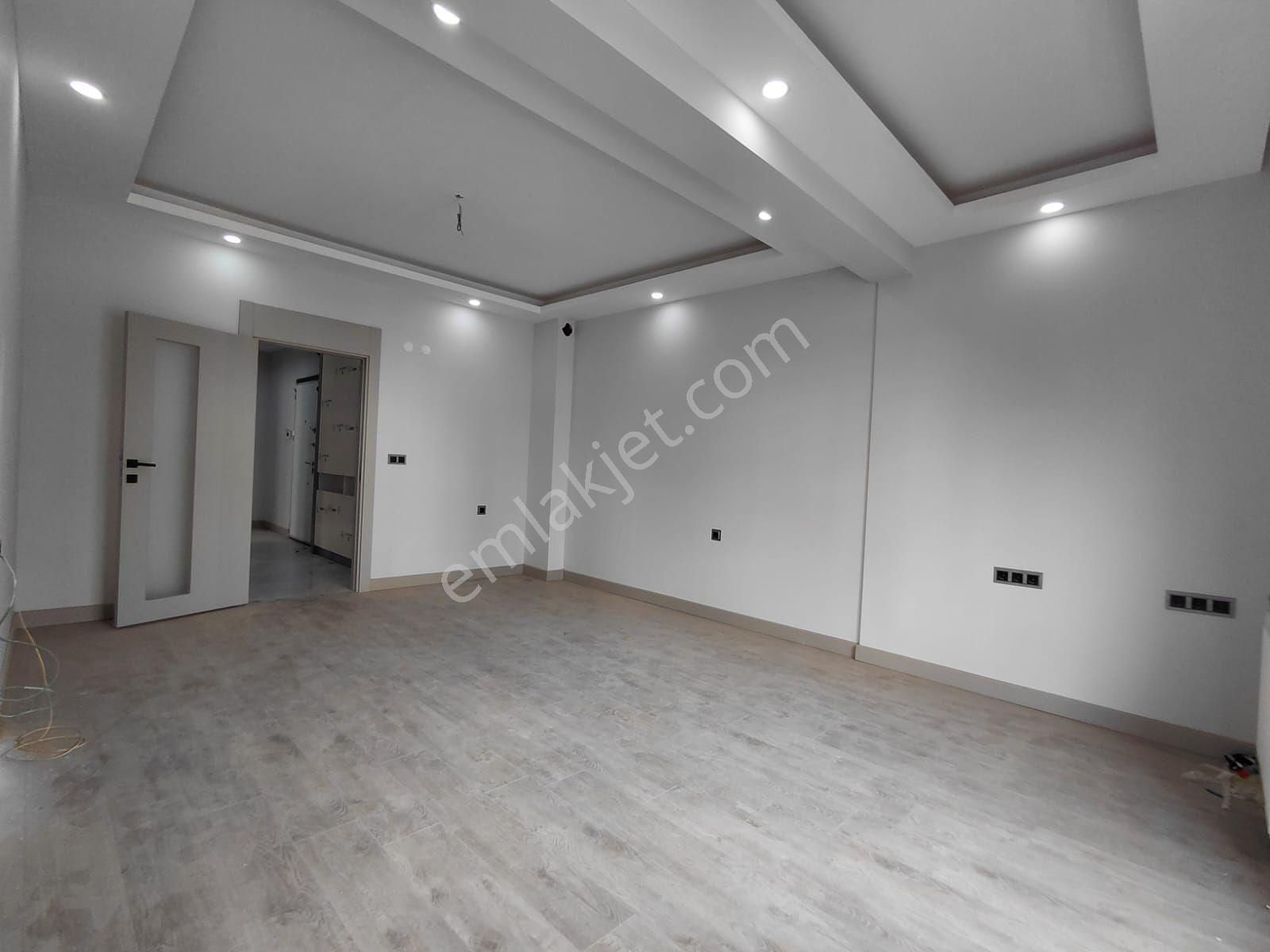 Sinanda Devasa 2+1 Ayrı Mutfaklı Denize 10dk Yürüme Mesafesi - Görsel 8