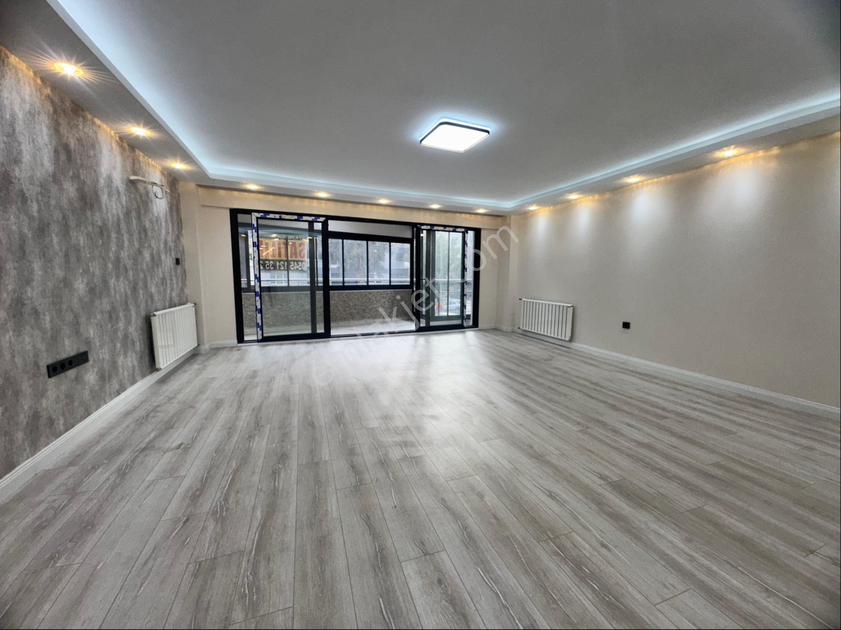 Mithatpaşa Cadde Üzeri Güzelyalı Sahile 100 Metre 3+1 Arakat Lüks Tadilatlı Asansörlü Satılık Daire - Görsel 2