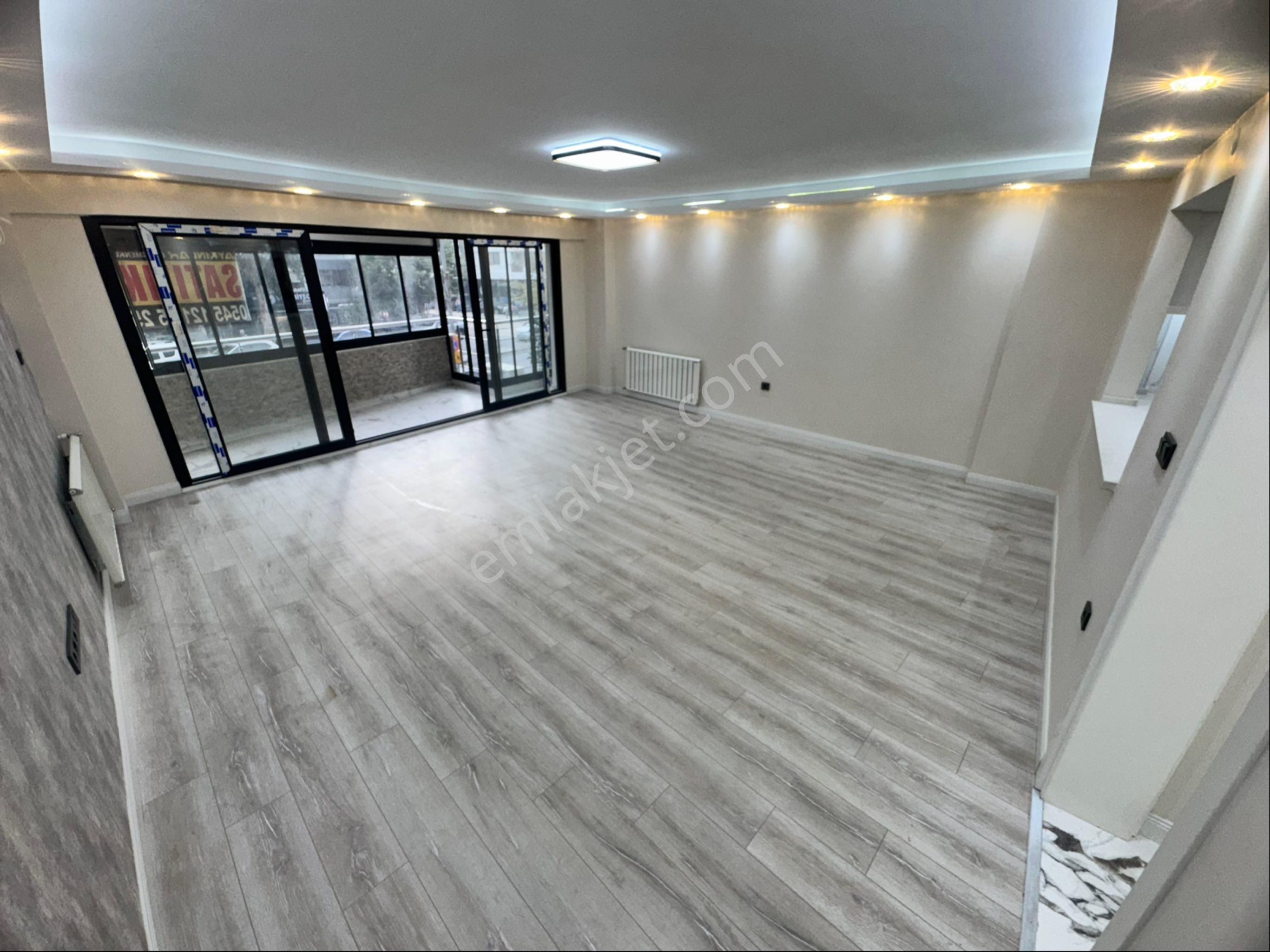 Mithatpaşa Cadde Üzeri Güzelyalı Sahile 100 Metre 3+1 Arakat Lüks Tadilatlı Asansörlü Satılık Daire - Görsel 3