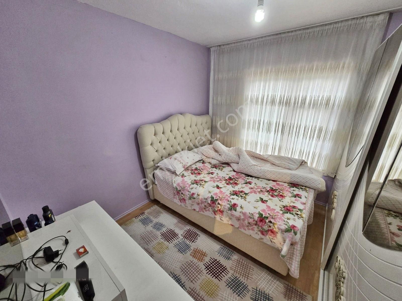 Relax'tan Ayvalı Merkez De Genç Bina Da Orta Kat Yapılı 2+1 - Görsel 13
