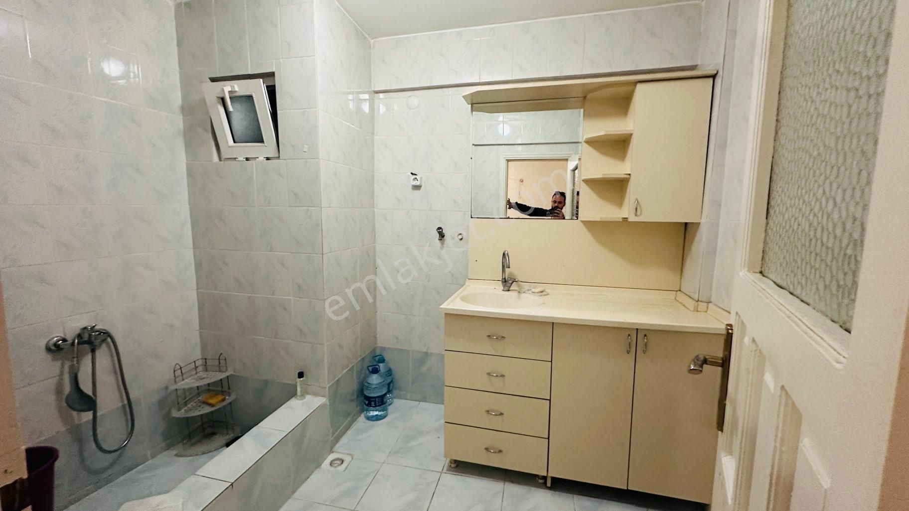 Namık Kemal Mahallesinde Kiralık Daire - Görsel 13