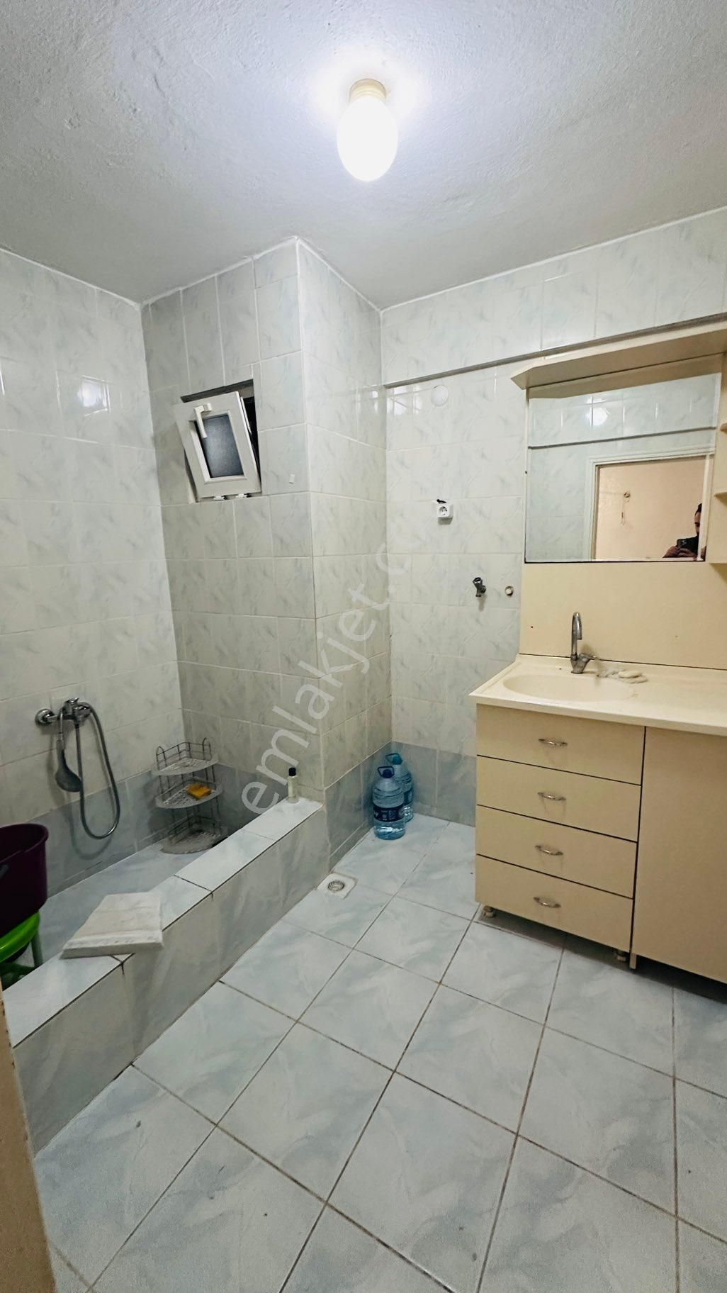 Namık Kemal Mahallesinde Kiralık Daire - Görsel 11