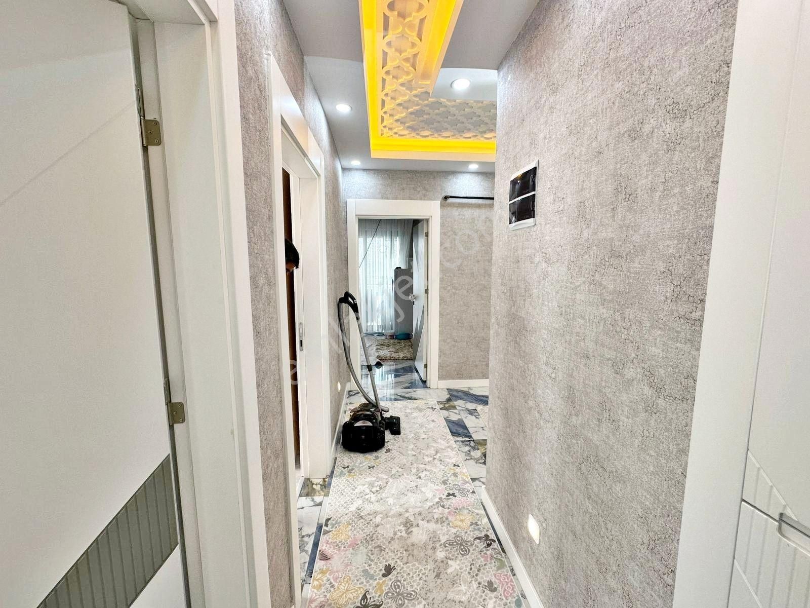 Belkız'da Açık Çepheli Geniş Cam Balkon Masrafsız Lüx 2+1 Daire - Görsel 17