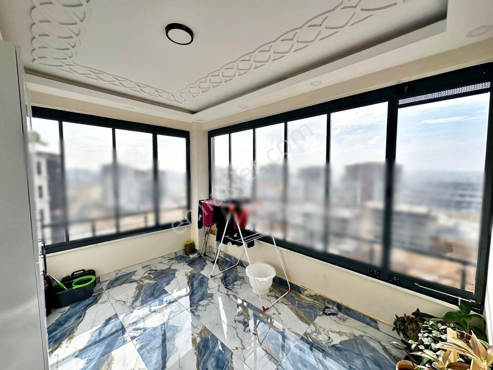 Belkız'da Açık Çepheli Geniş Cam Balkon Masrafsız Lüx 2+1 Daire - Görsel 4