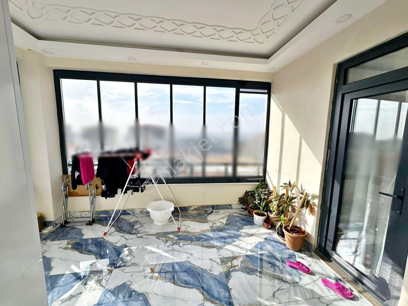 Belkız'da Açık Çepheli Geniş Cam Balkon Masrafsız Lüx 2+1 Daire - Görsel 5