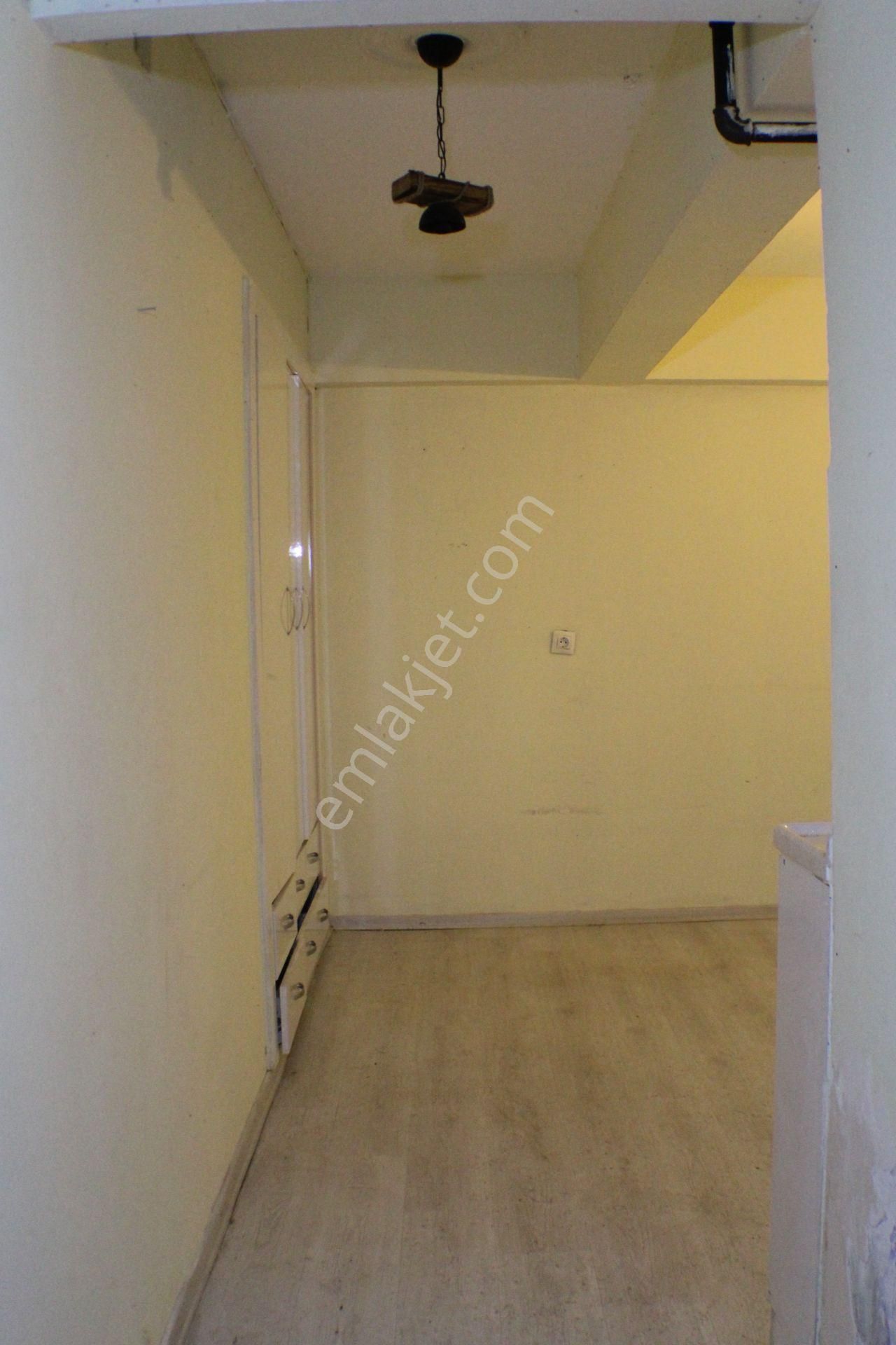 Bursa Yıldırım Namazgah Caddesinde 1+1 50 M2 Daire Satılık - Görsel 8