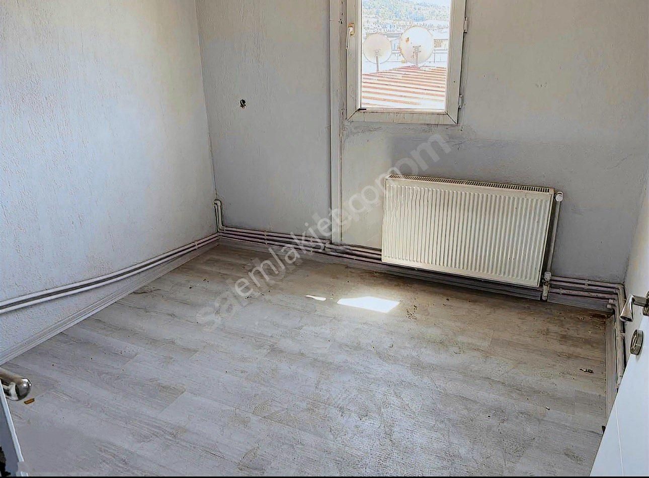 Buca Göksu Mah/de Satılık 2+0 Ayrı Mutfaklı Teraslı D.gazlı Hesaplı Daire - Görsel 9