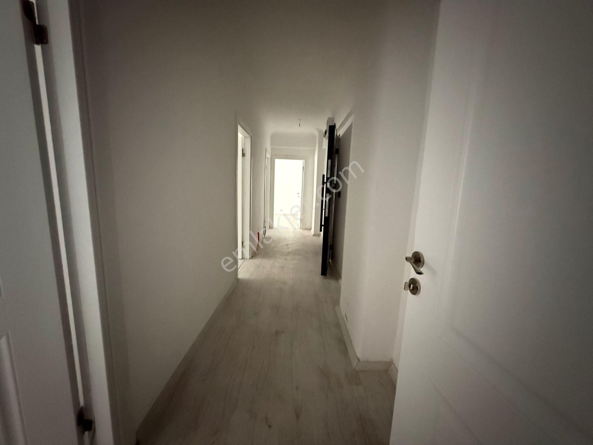 Aydınlıkevler'de Altınparka Yürüme Mesafesinde 2+1 Sıfır Daire - Görsel 9