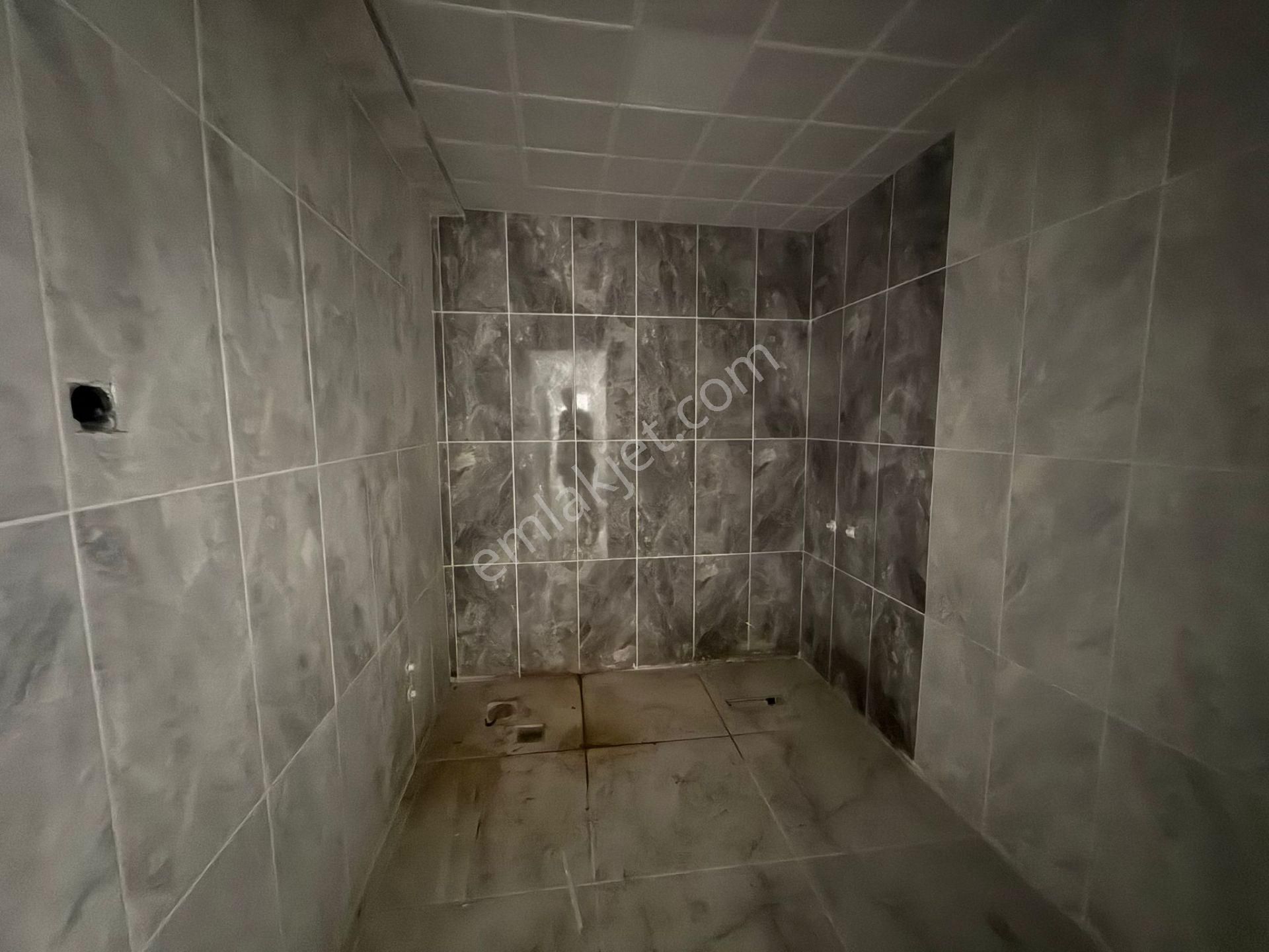 Aydınlıkevler'de Altınparka Yürüme Mesafesinde 2+1 Sıfır Daire - Görsel 8