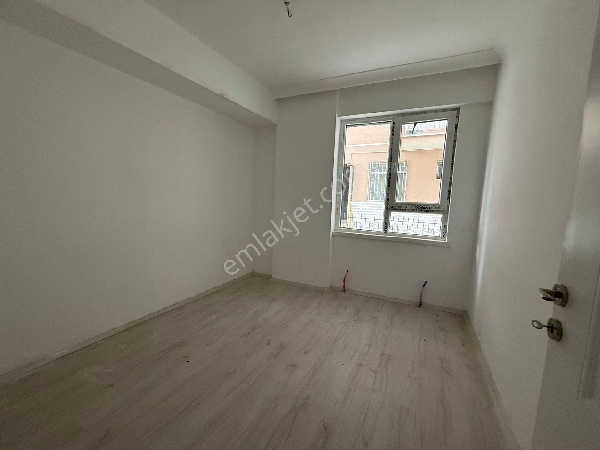 Aydınlıkevler'de Altınparka Yürüme Mesafesinde 2+1 Sıfır Daire - Görsel 7