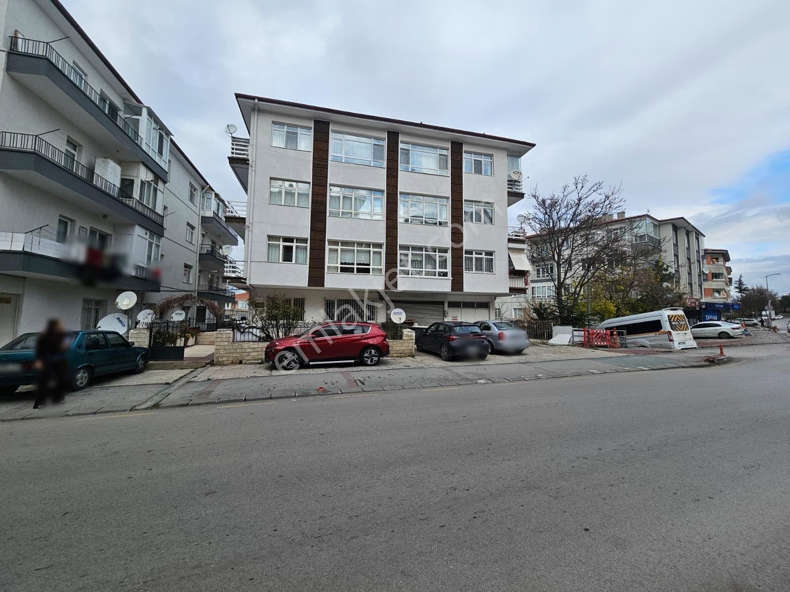 Cebeci Ertuğrul Gazi'de Merkezi Lokasyon 2+1 Kiralık Daire - Görsel 24