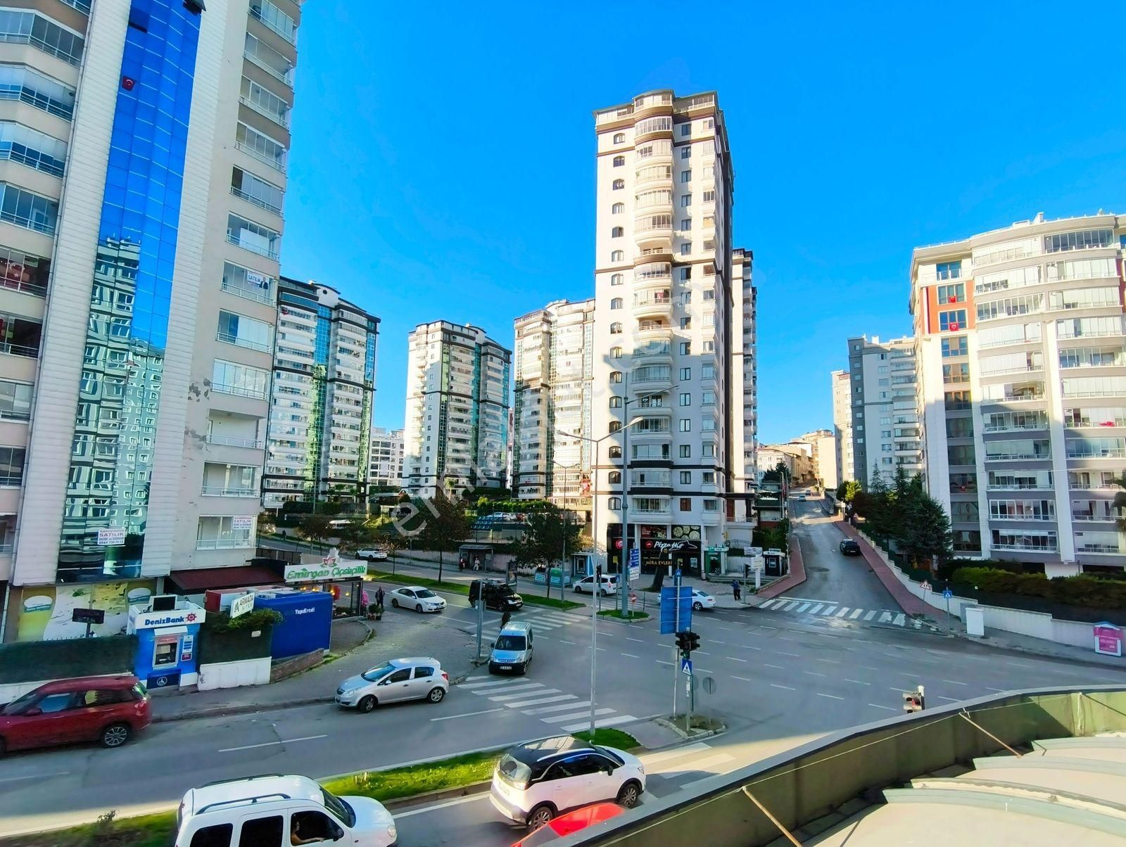 İlkadım Duruşehirde Çok Merkezi Komumda 150 Metre Teraslı Ofis - Görsel 12