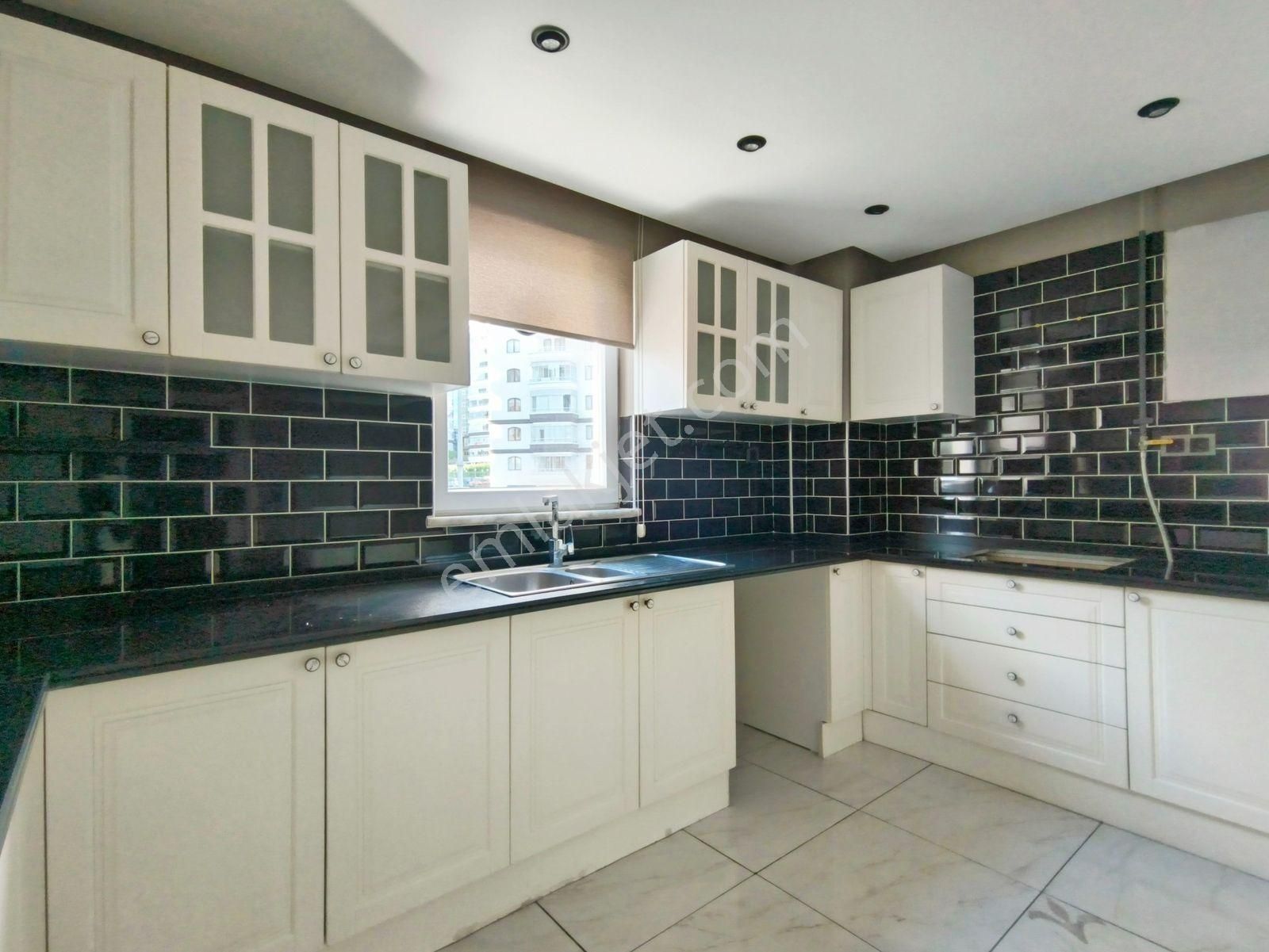 İlkadım Duruşehirde Çok Merkezi Komumda 150 Metre Teraslı Ofis - Görsel 8