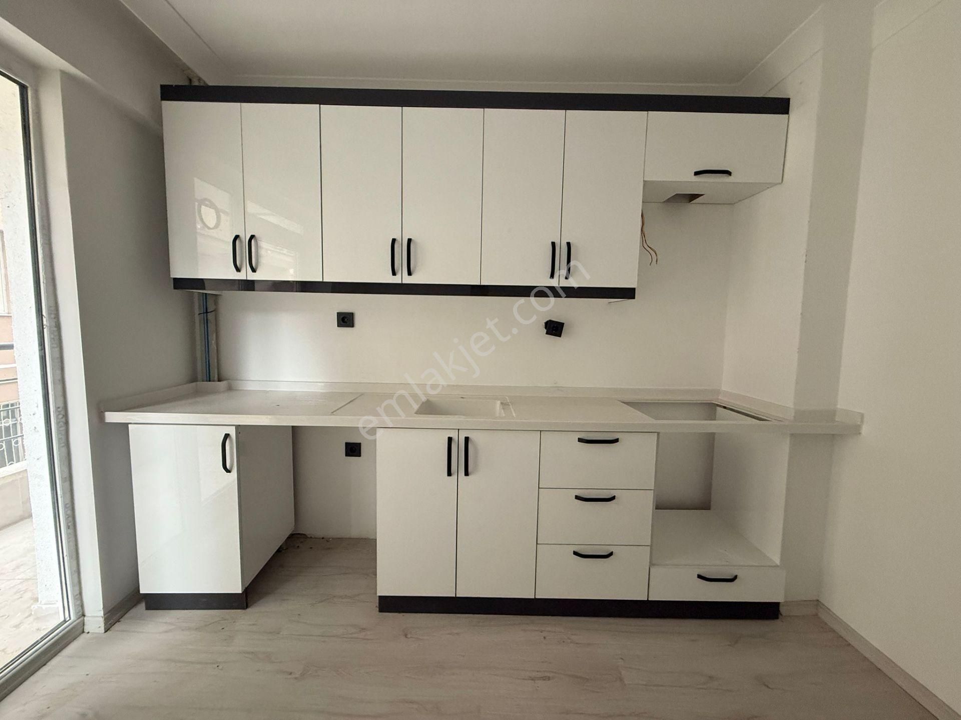 Aydınlıkevler Mah. Altınparka Yürüme Mesafesinde 2+1 Sıfır Daire - Görsel 2