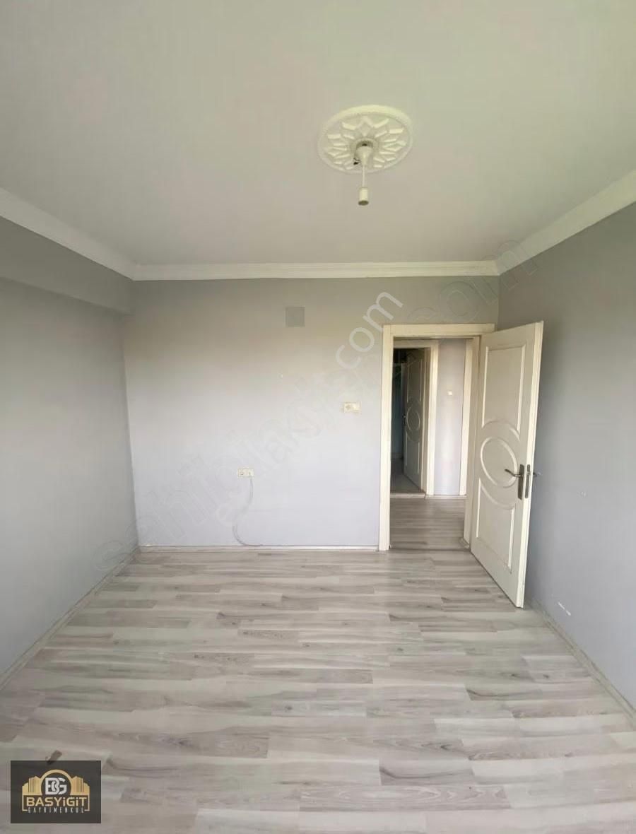 Ulucami Mh. Sefa Camii Yakını 3+1,130 M2. 1. Kat Satılık Daire - Görsel 13