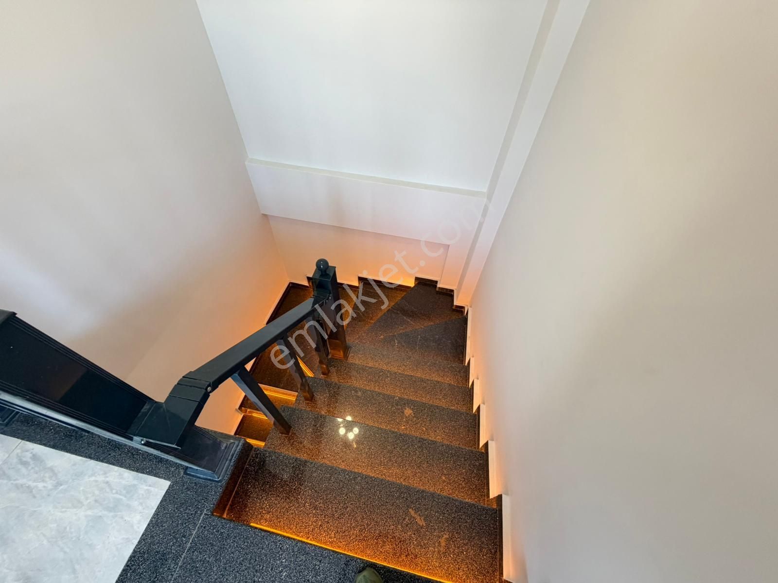 Didim Efeler Mah 4+1 Ayrı Mutfak Köşe Satılık Villa - Görsel 30