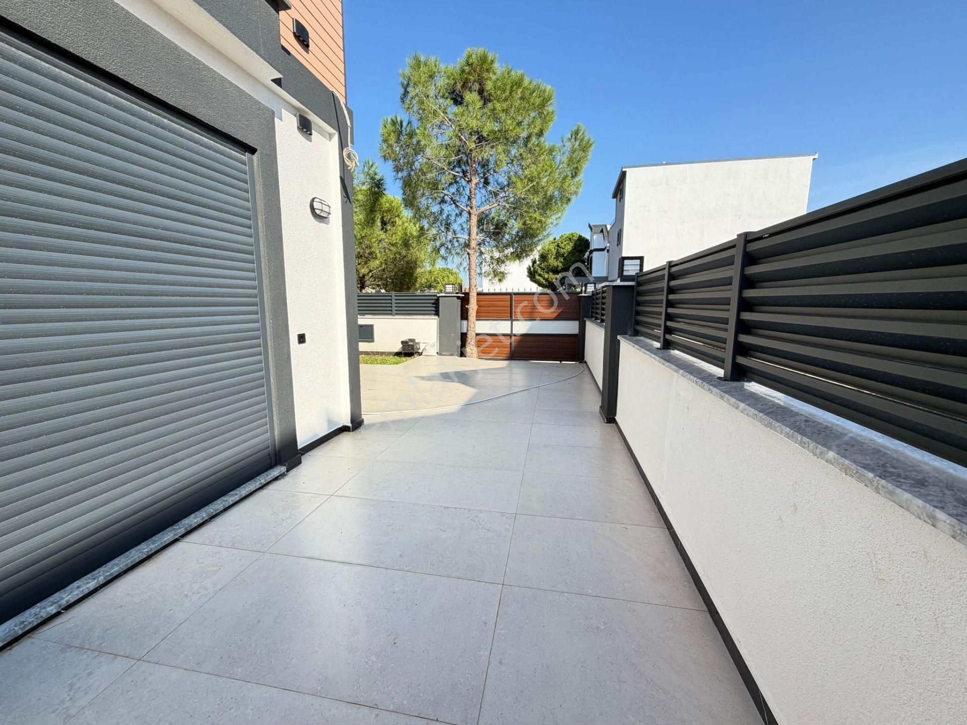 Didim Efeler Mah 4+1 Ayrı Mutfak Köşe Satılık Villa - Görsel 9