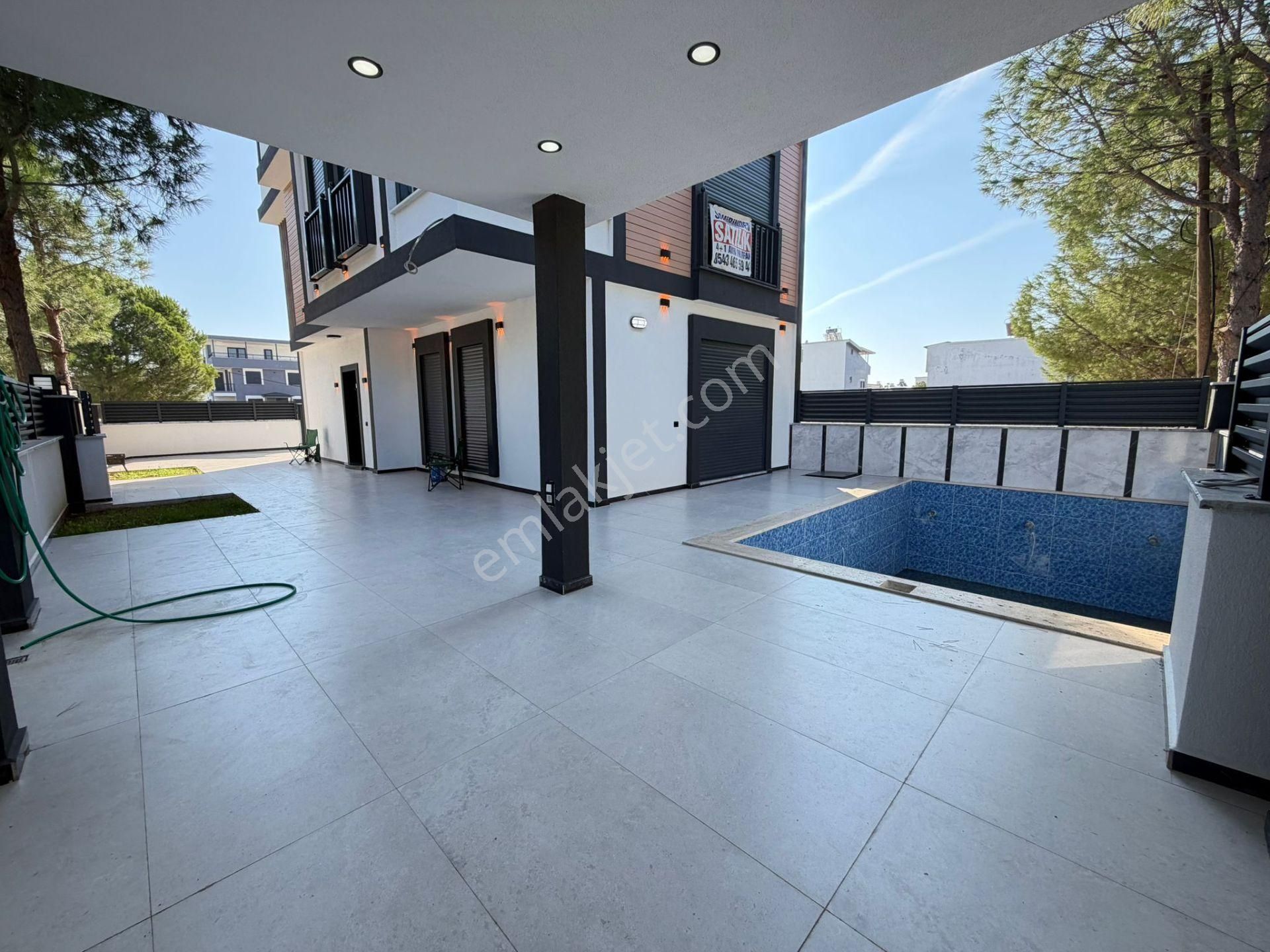 Didim Efeler Mah 4+1 Ayrı Mutfak Köşe Satılık Villa - Görsel 3